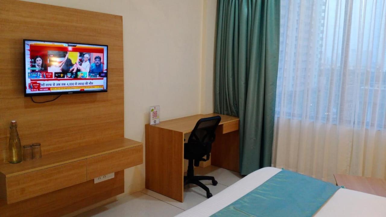 Rr Galaxy Otel Gurgaon Dış mekan fotoğraf
