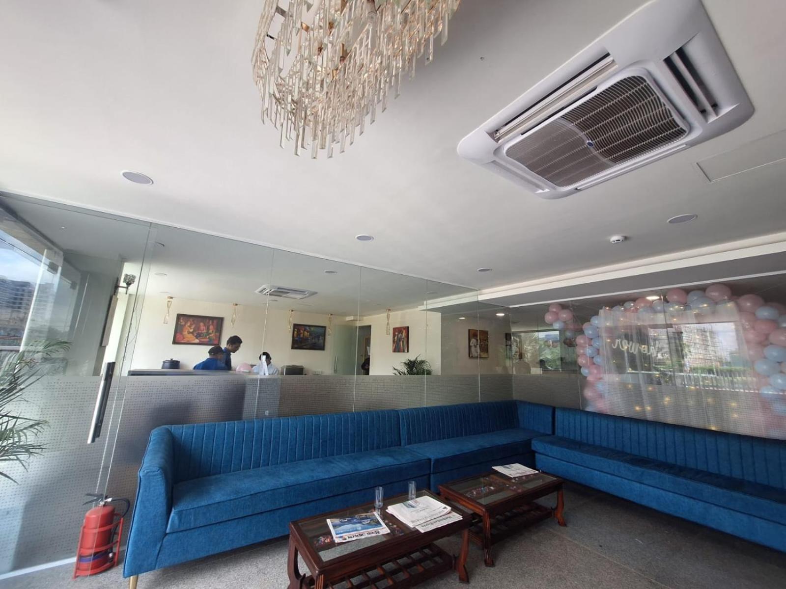 Rr Galaxy Otel Gurgaon Dış mekan fotoğraf